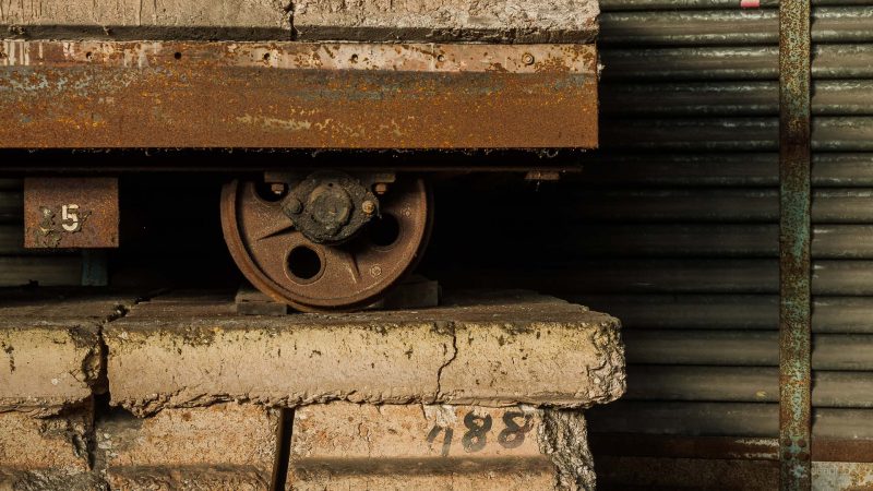 e4da3b7fbbce2345d7772b0674a318d5